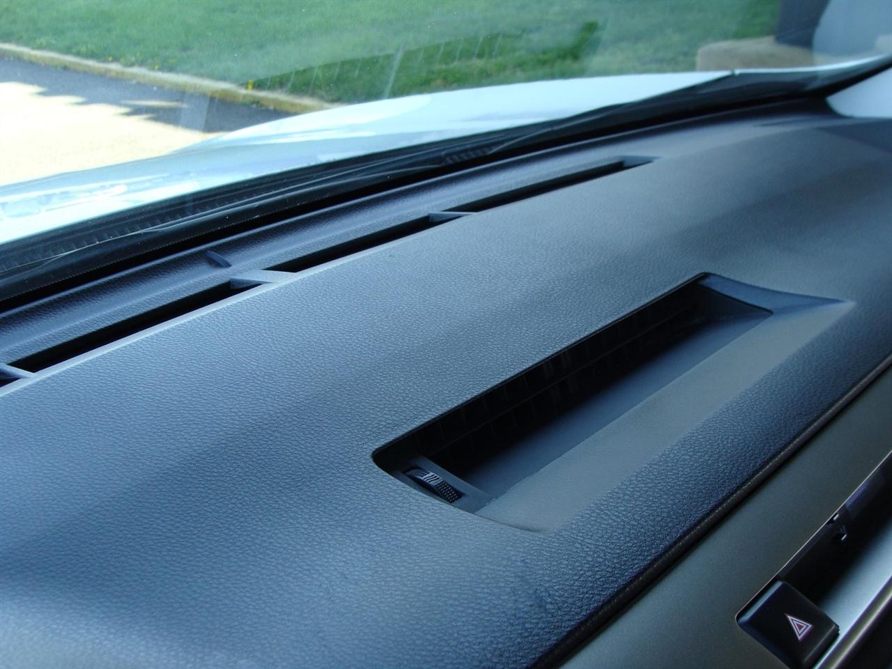 Toyota RAV4 AWD 4dr XLE (Natl) 2013