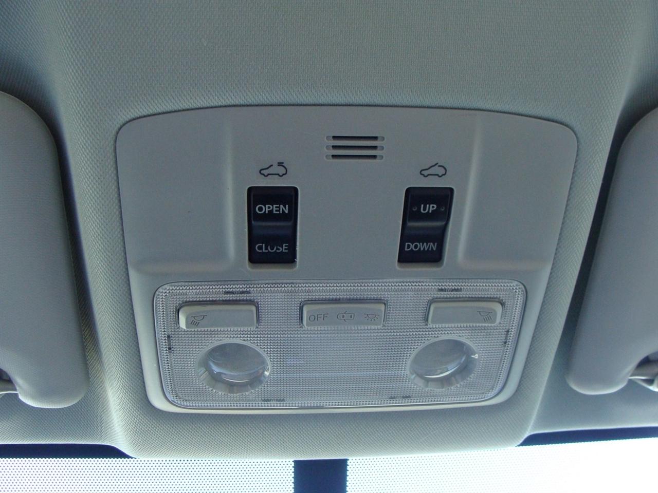 Toyota RAV4 AWD 4dr XLE (Natl) 2013