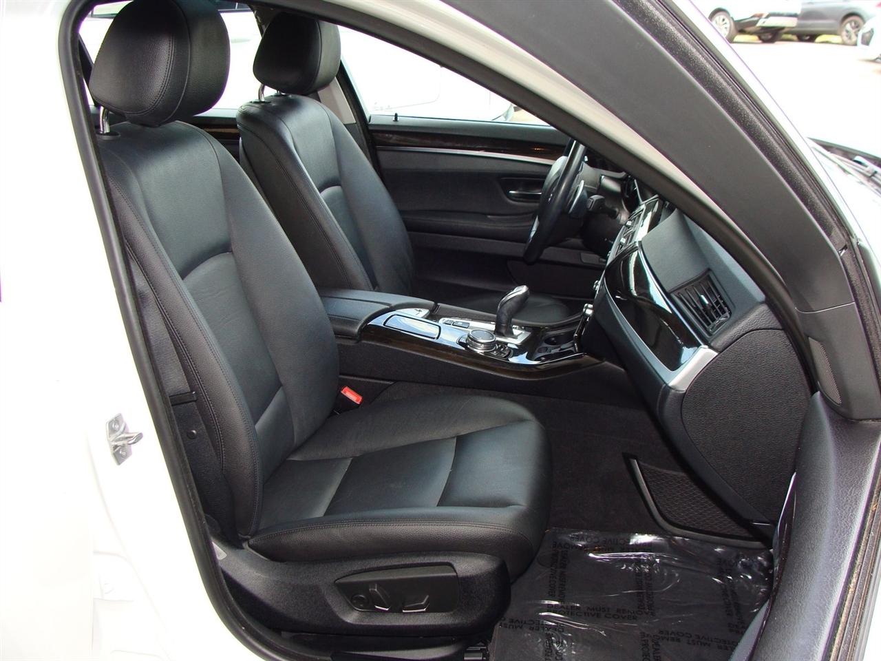 BMW 5 Series 4dr Sdn 528i xDrive AWD 2016