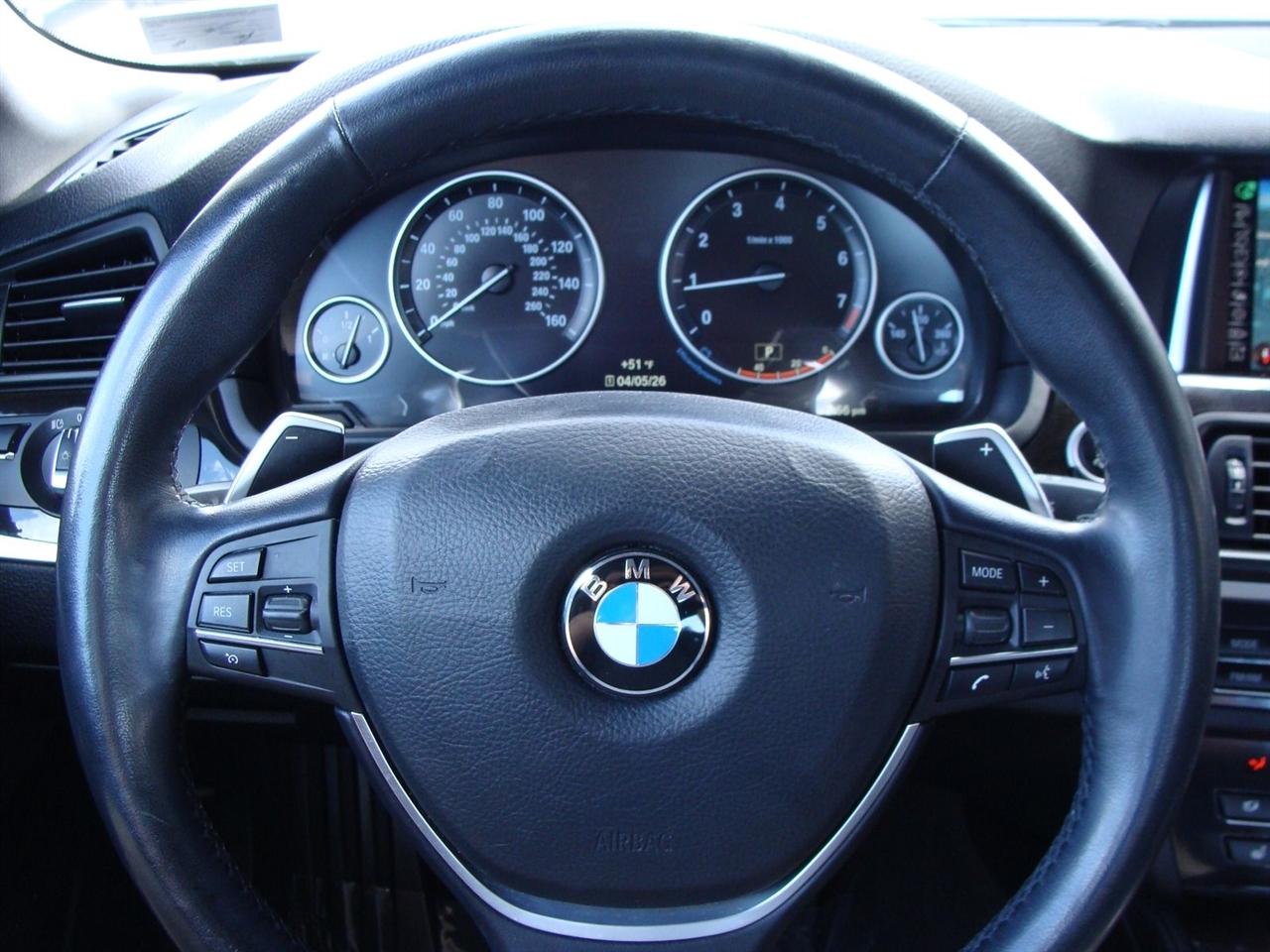 BMW 5 Series 4dr Sdn 528i xDrive AWD 2016