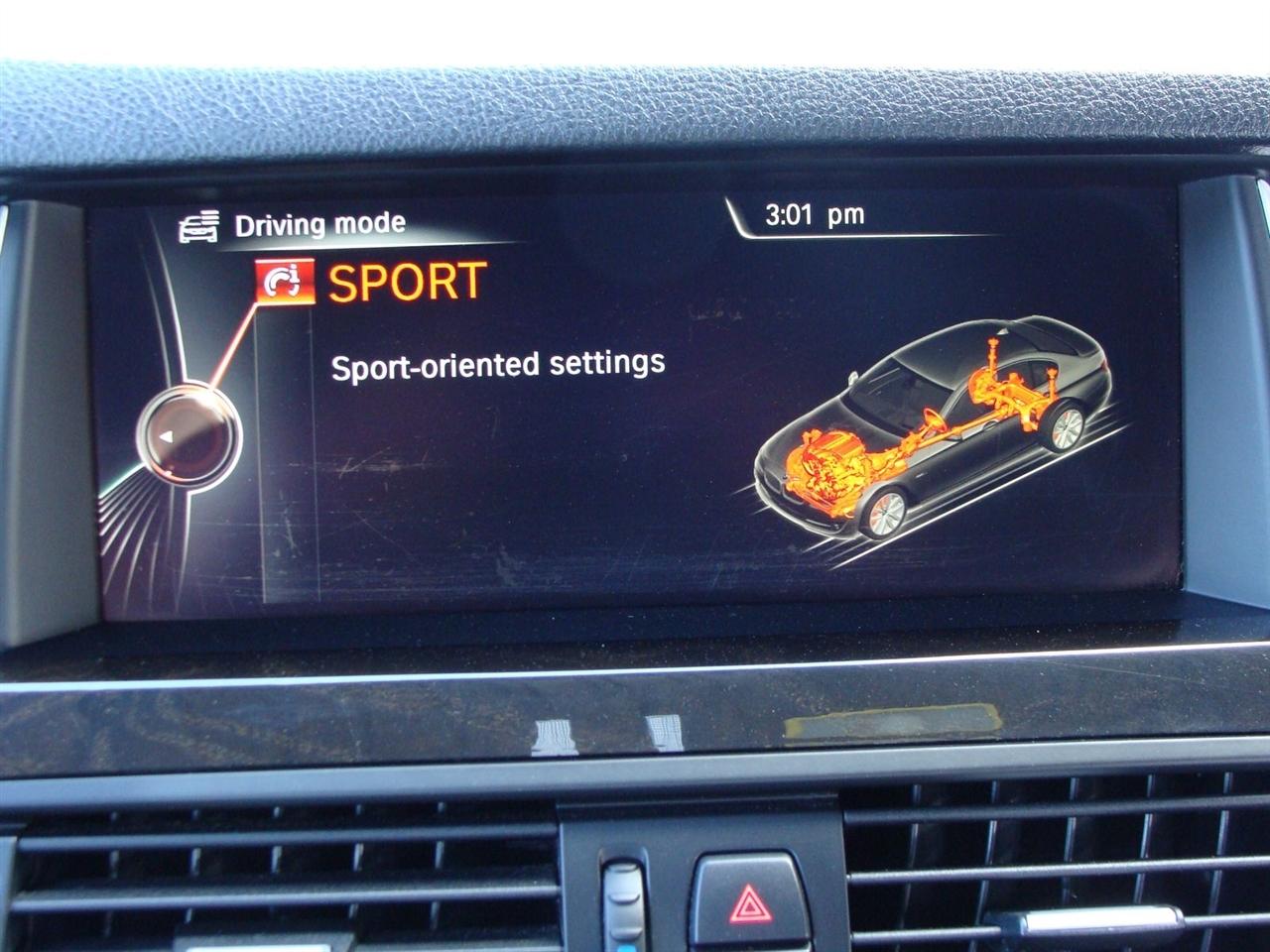 BMW 5 Series 4dr Sdn 528i xDrive AWD 2016