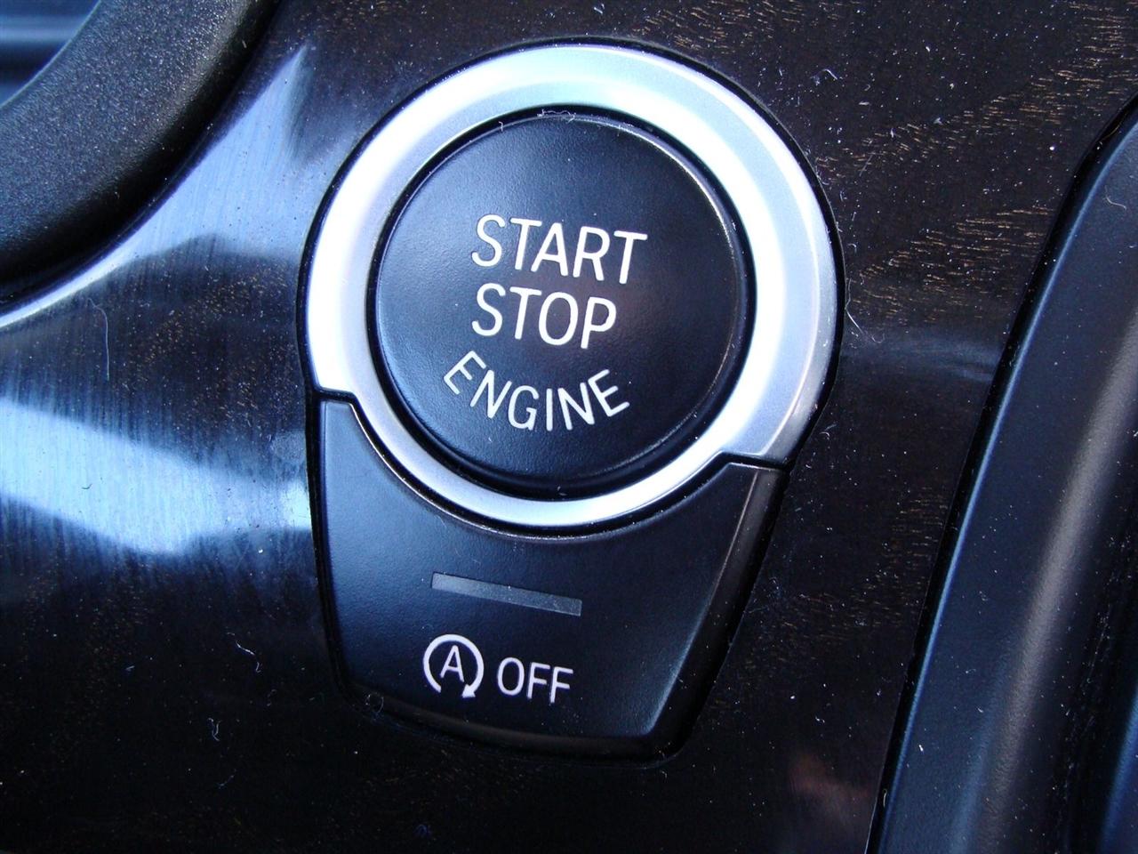 BMW 5 Series 4dr Sdn 528i xDrive AWD 2016