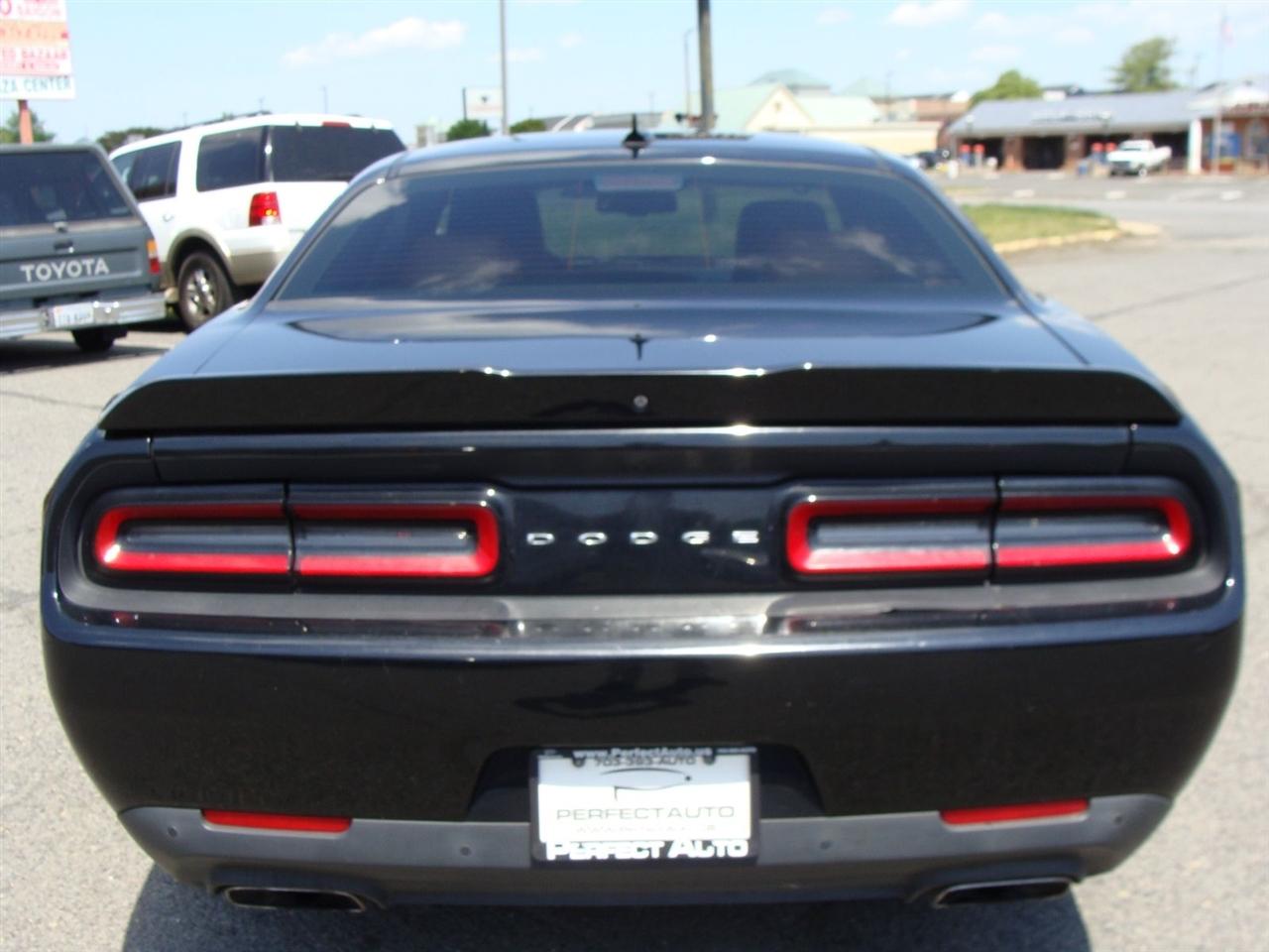 Dodge Challenger R/T Coupe 2017