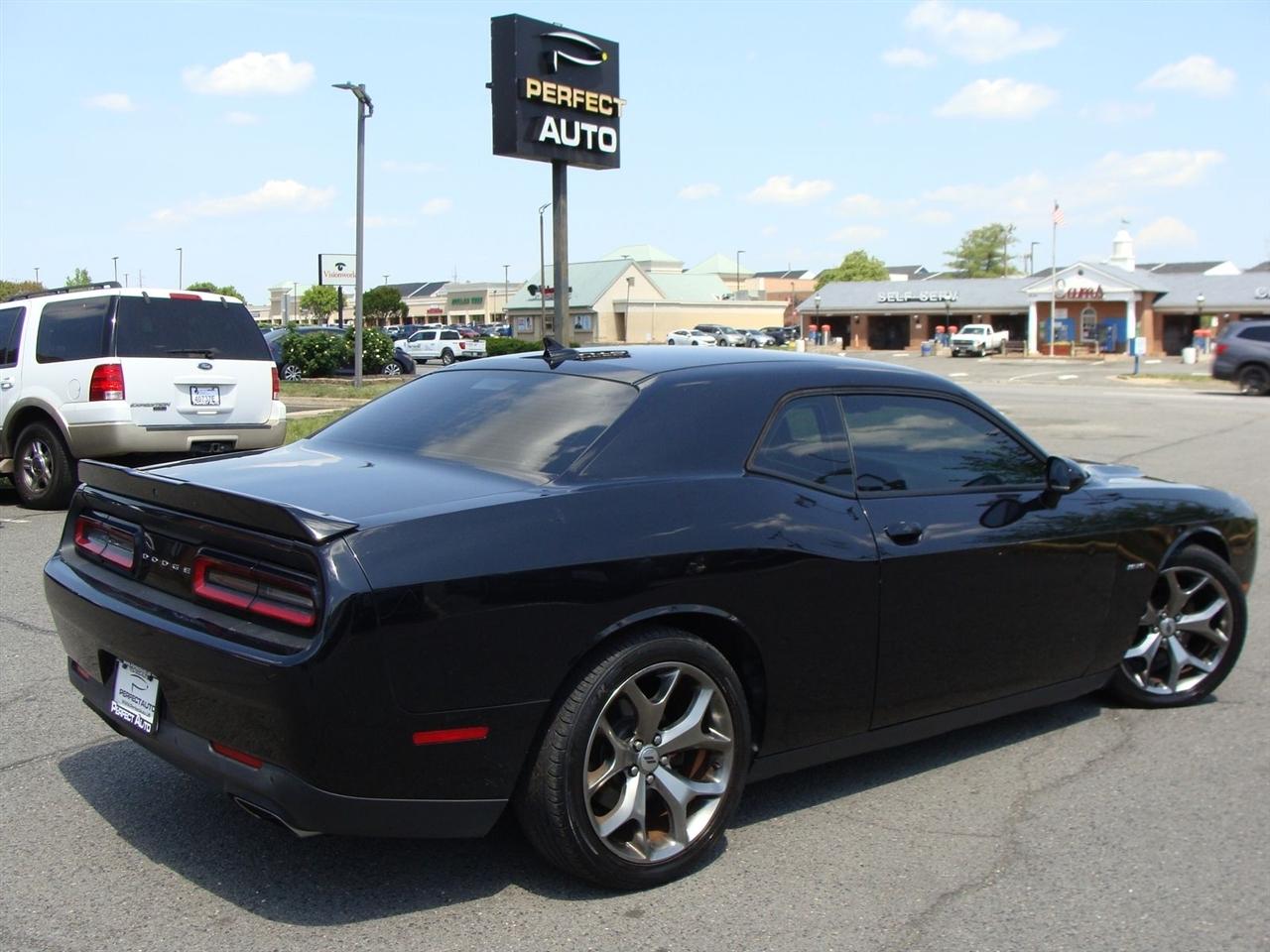 Dodge Challenger R/T Coupe 2017