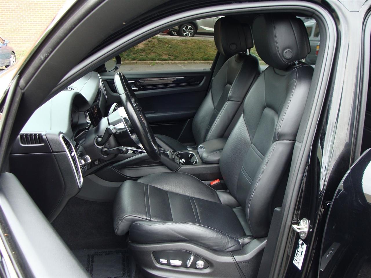 Porsche Cayenne AWD 2021