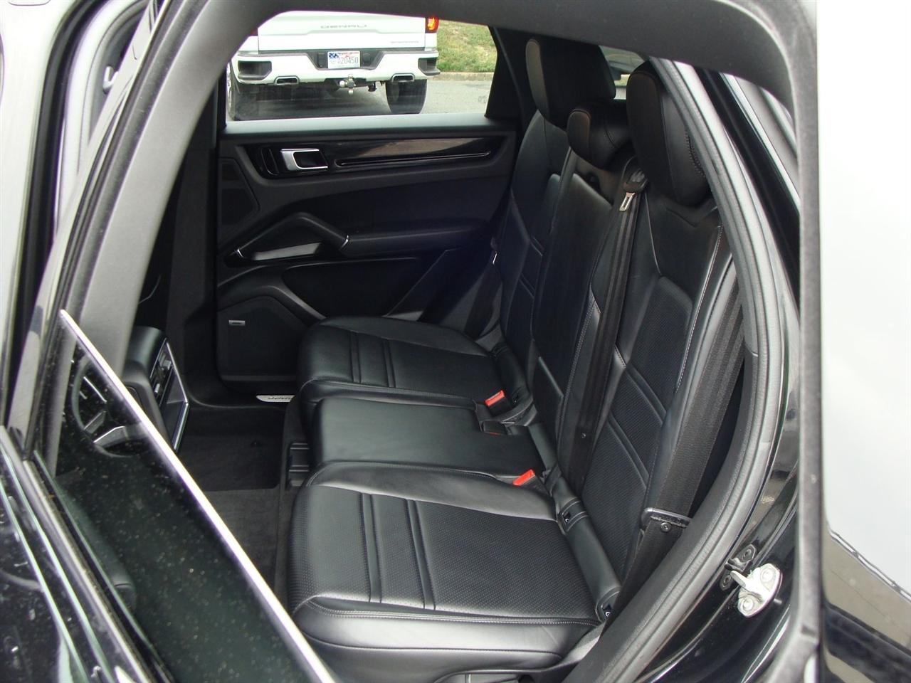 Porsche Cayenne AWD 2021