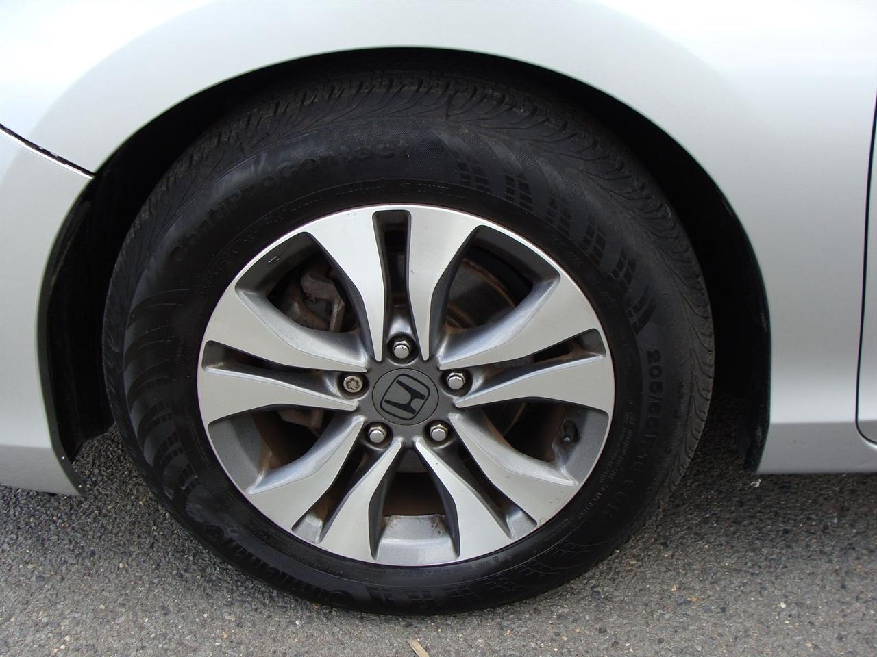 Honda Accord Sdn 4dr I4 CVT LX 2013