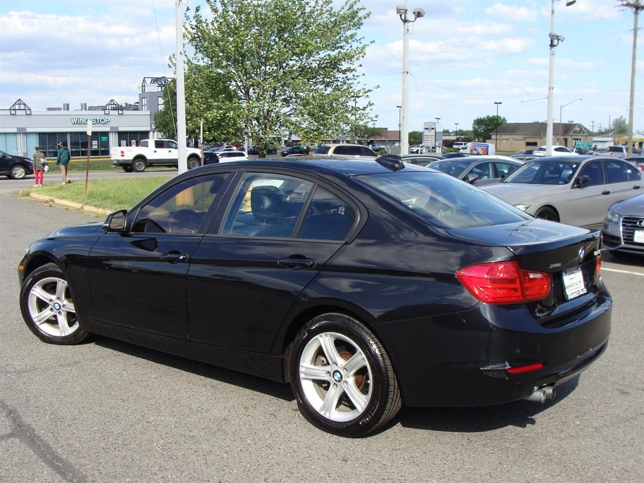BMW 3 Series 4dr Sdn 328i xDrive AWD SULEV 2015