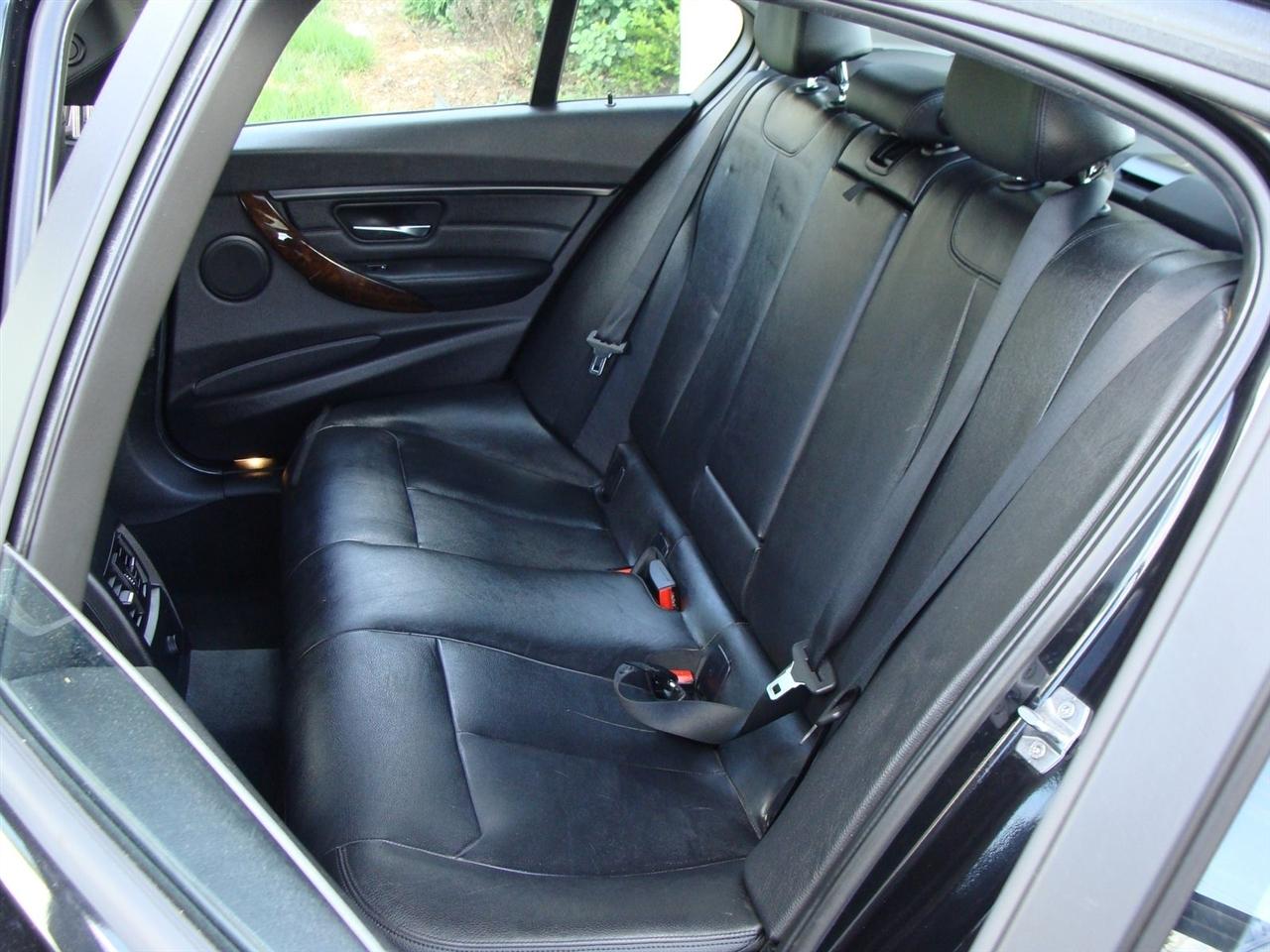 BMW 3 Series 4dr Sdn 328i xDrive AWD SULEV 2015