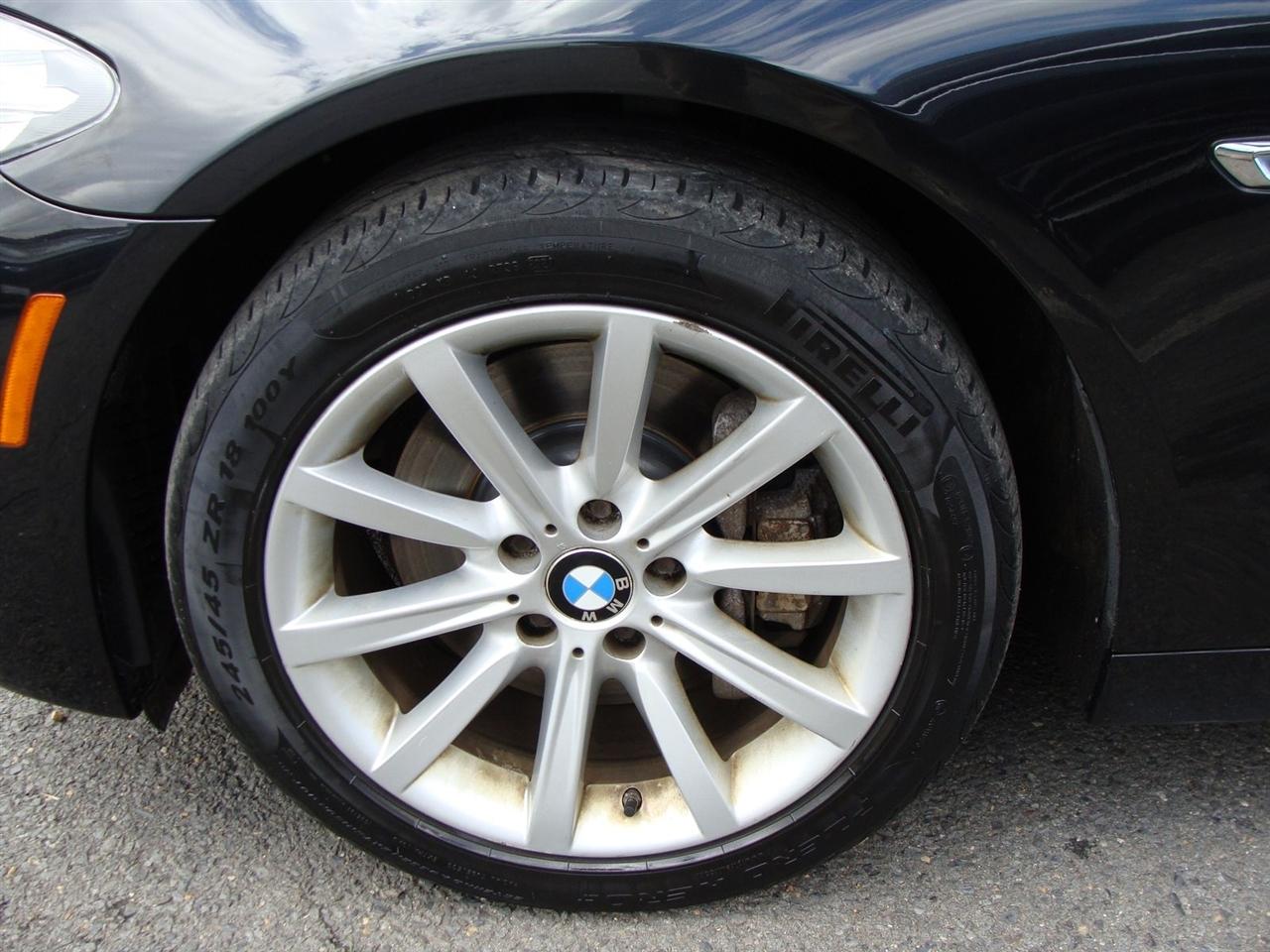BMW 5 Series 4dr Sdn 535i xDrive AWD 2014