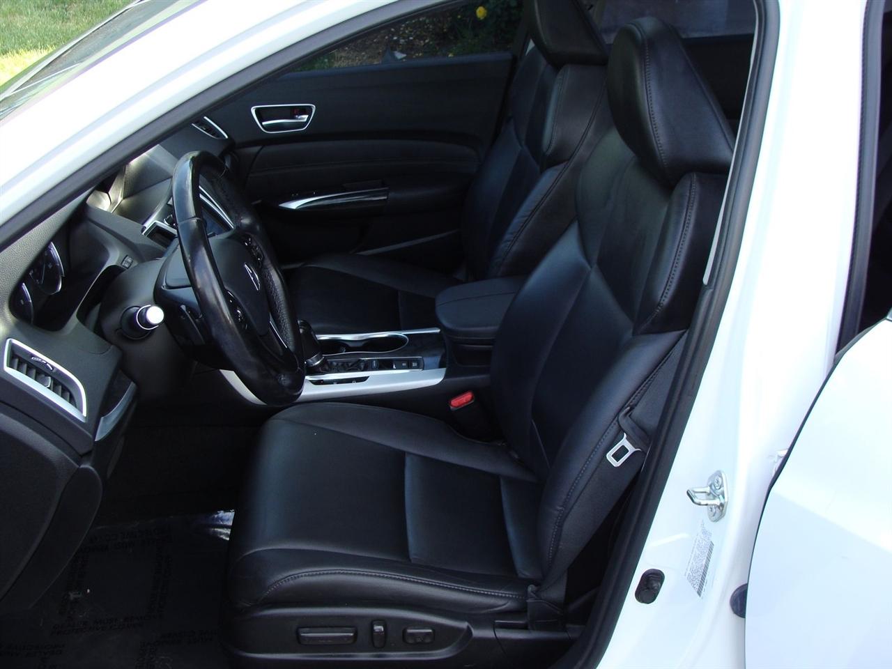 Acura TLX 2.4L FWD 2020