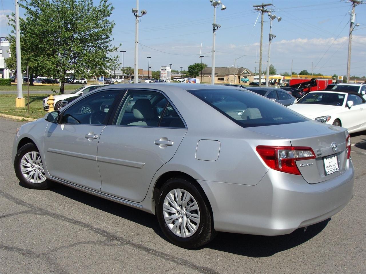 Toyota Camry 2014.5 4dr Sdn I4 Auto SE Sport (Natl) 2014