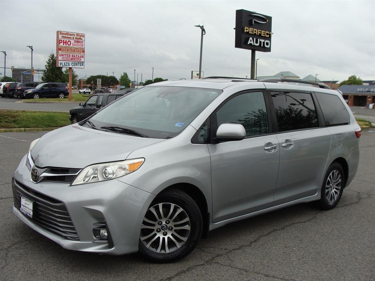 Toyota Sienna XLE Auto Access Seat FWD 7-Passenger (Natl) 2019