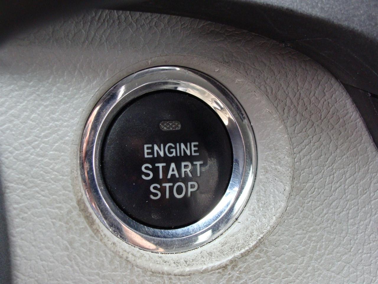 Toyota Sienna XLE Auto Access Seat FWD 7-Passenger (Natl) 2019