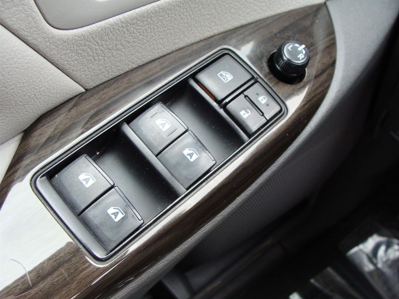 Toyota Sienna XLE Auto Access Seat FWD 7-Passenger (Natl) 2019
