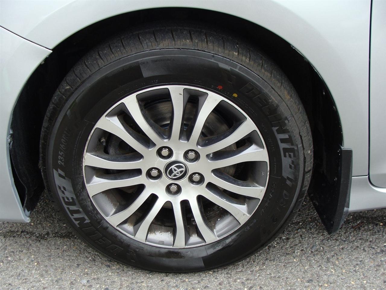 Toyota Sienna XLE Auto Access Seat FWD 7-Passenger (Natl) 2019