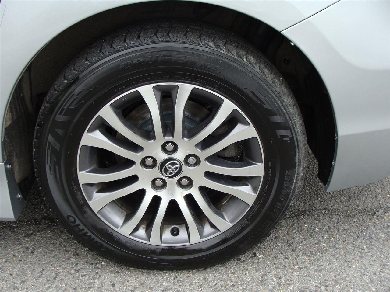 Toyota Sienna XLE Auto Access Seat FWD 7-Passenger (Natl) 2019