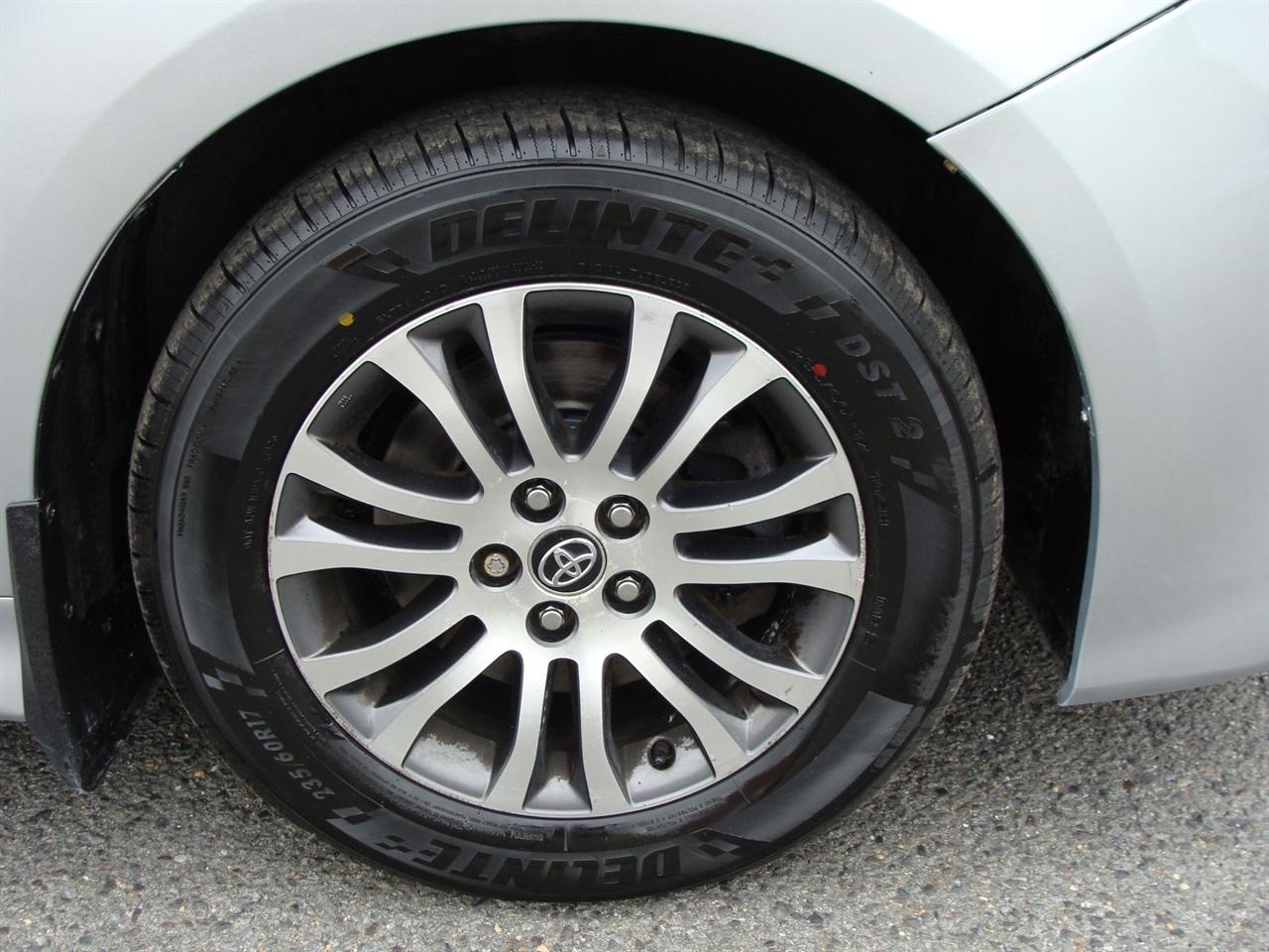 Toyota Sienna XLE Auto Access Seat FWD 7-Passenger (Natl) 2019