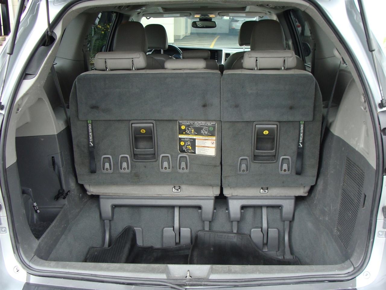 Toyota Sienna XLE Auto Access Seat FWD 7-Passenger (Natl) 2019