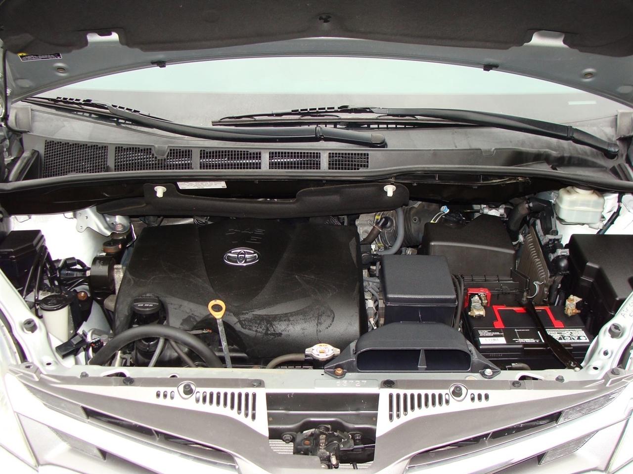 Toyota Sienna XLE Auto Access Seat FWD 7-Passenger (Natl) 2019