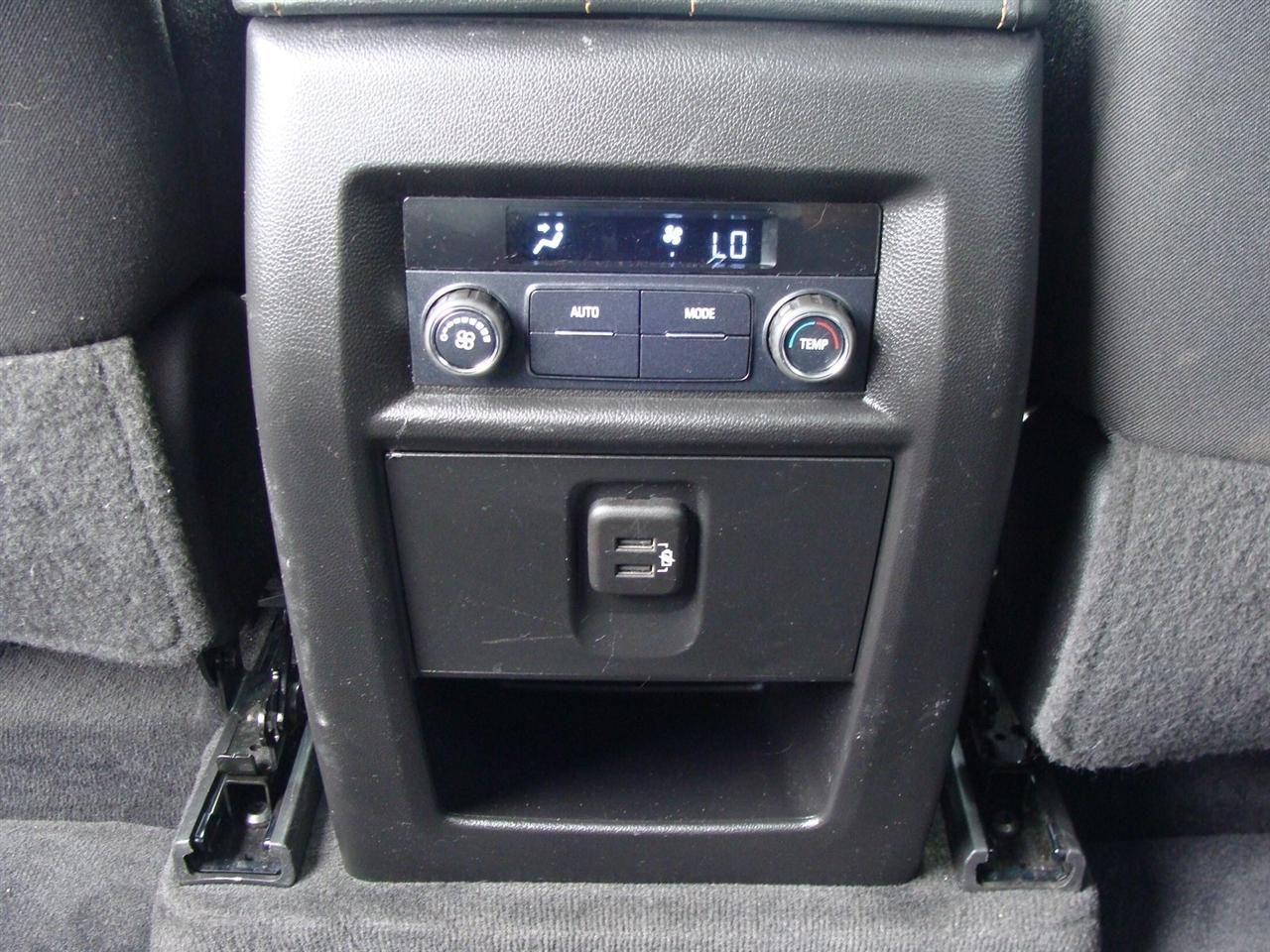 Chevrolet Traverse AWD 4dr LT Cloth w/1LT 2020
