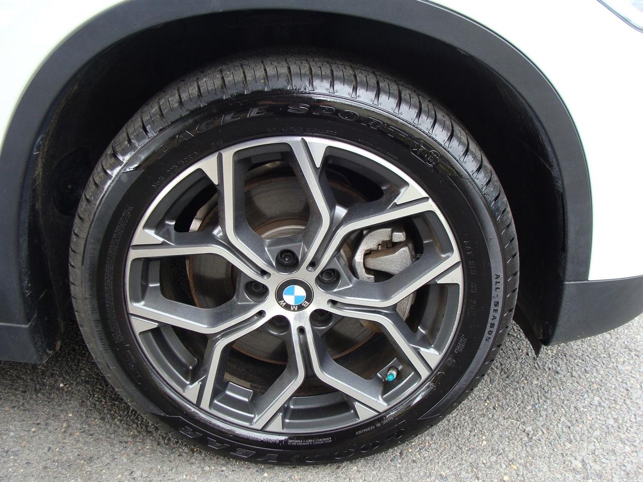 BMW X1 xDrive28i Sports Activity Vehicle 2021
