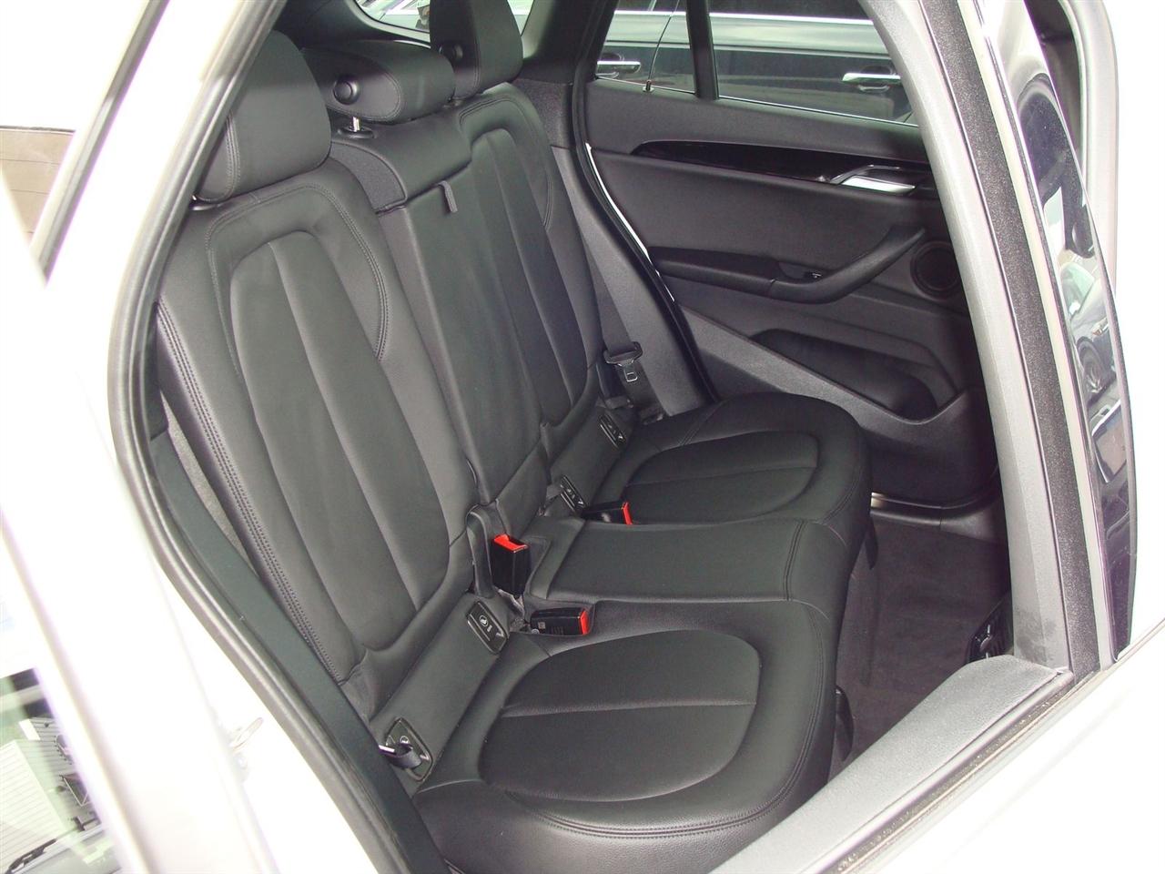 BMW X1 xDrive28i Sports Activity Vehicle 2021