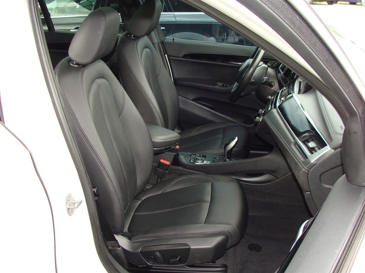 BMW X1 xDrive28i Sports Activity Vehicle 2021