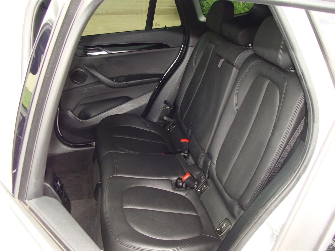 BMW X1 xDrive28i Sports Activity Vehicle 2021