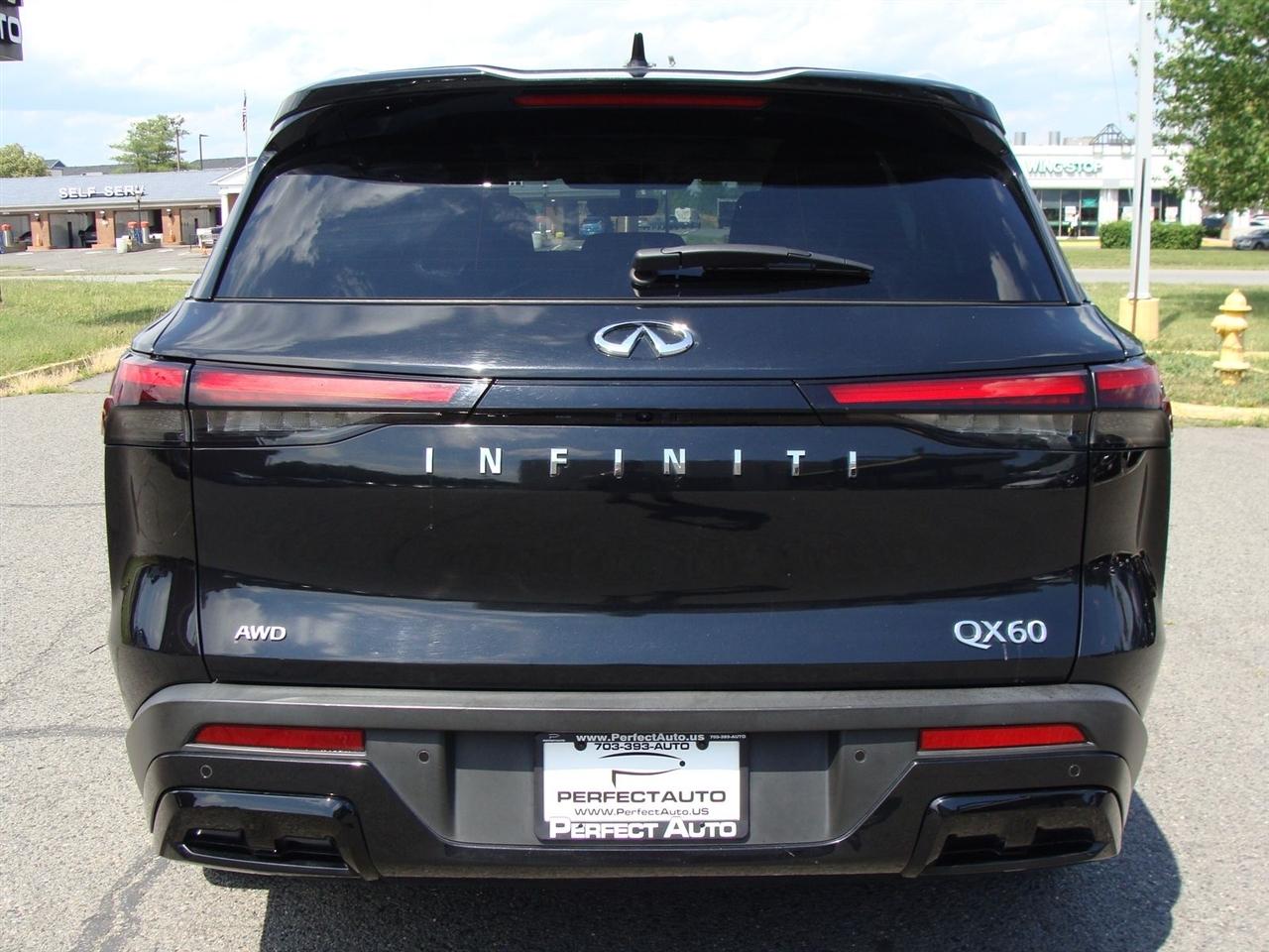 Infiniti QX60 LUXE AWD 2023