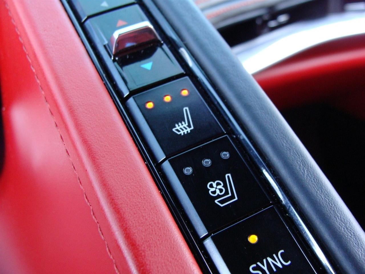 Chevrolet Corvette 2dr Stingray Cpe w/3LT 2020