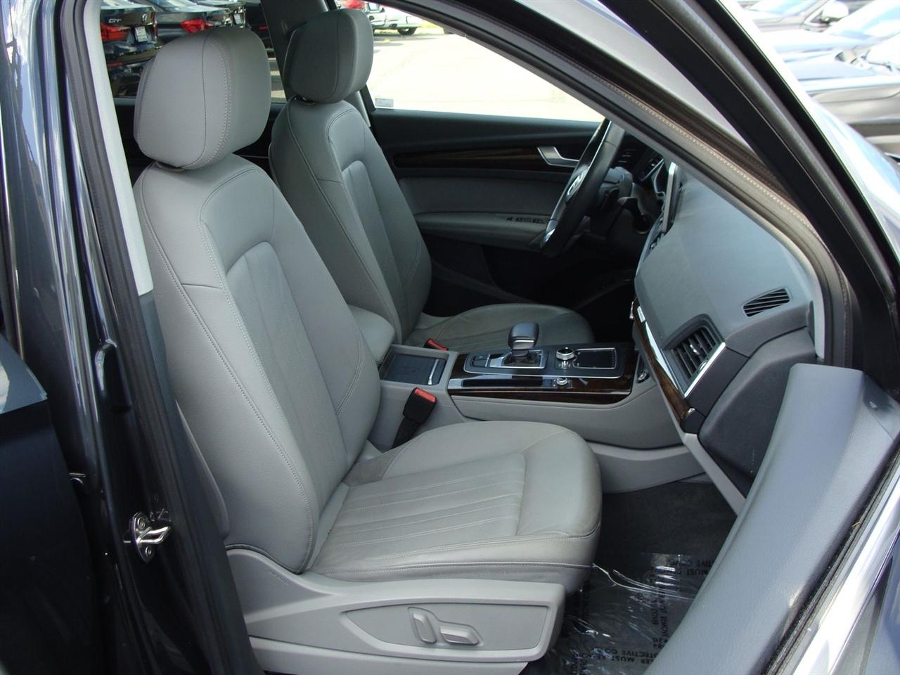 Audi Q5 Premium Plus 45 TFSI quattro 2020