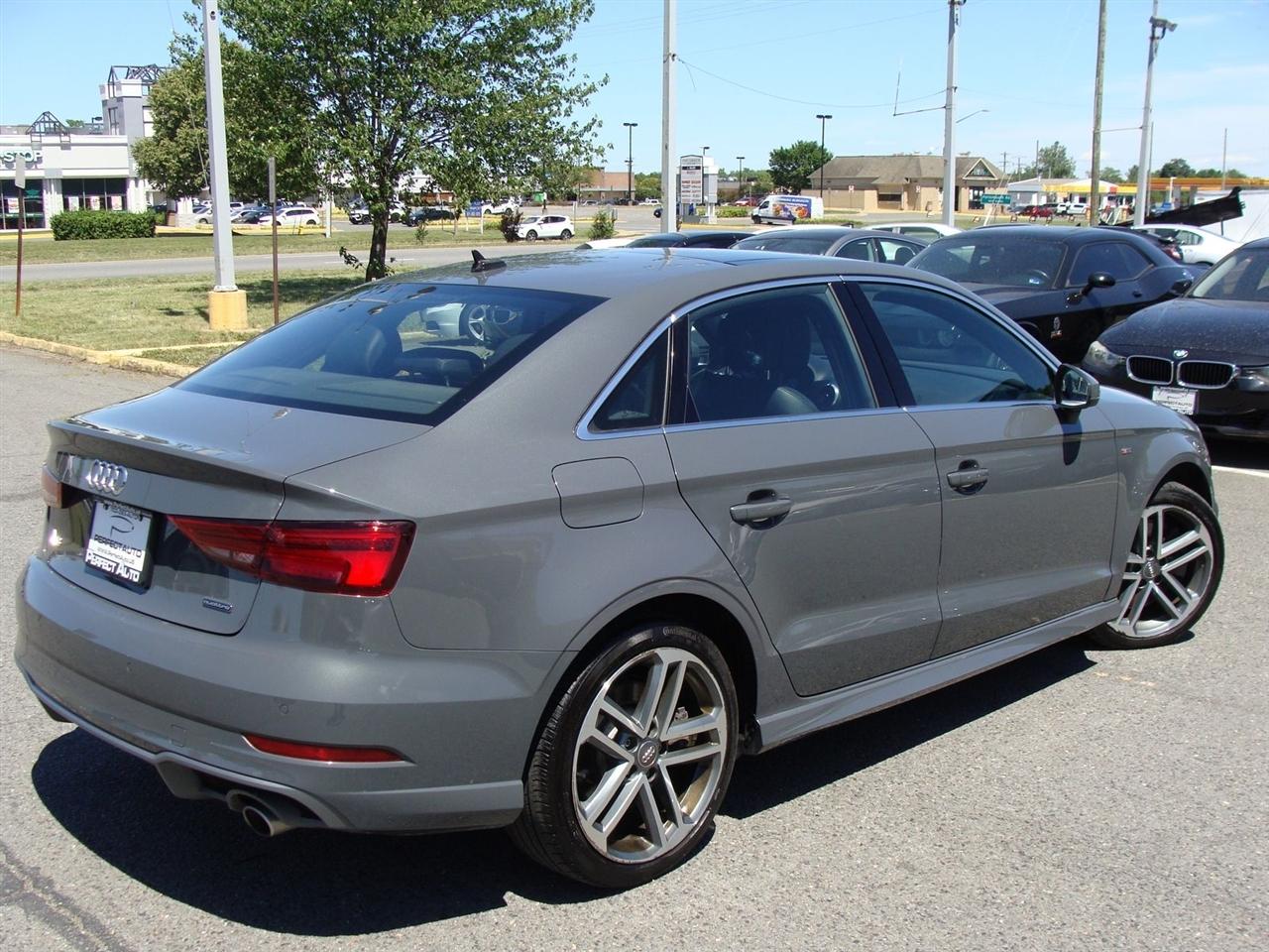 Audi A3 Sedan Premium Plus 45 TFSI quattro 2019
