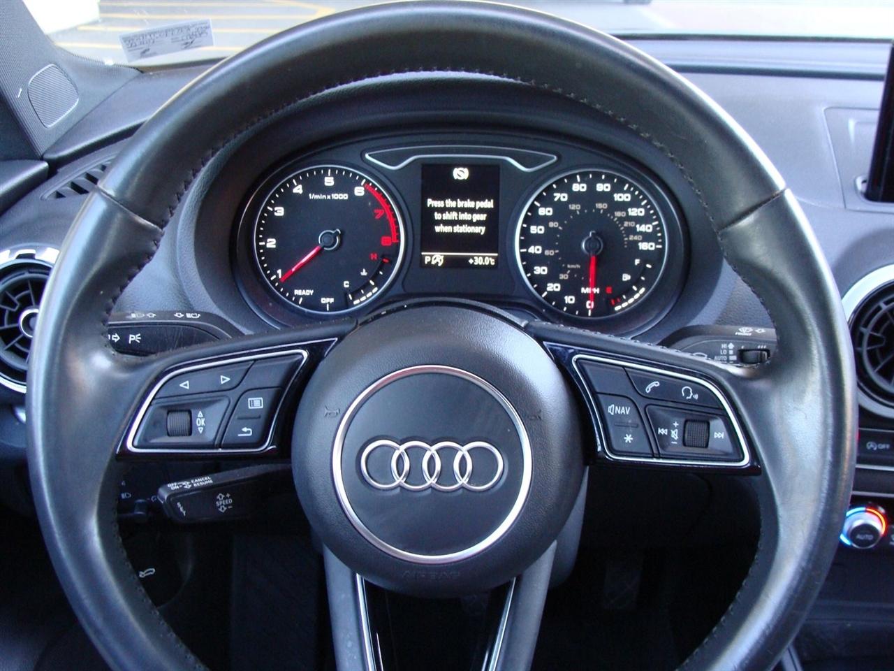 Audi A3 Sedan Premium Plus 45 TFSI quattro 2019
