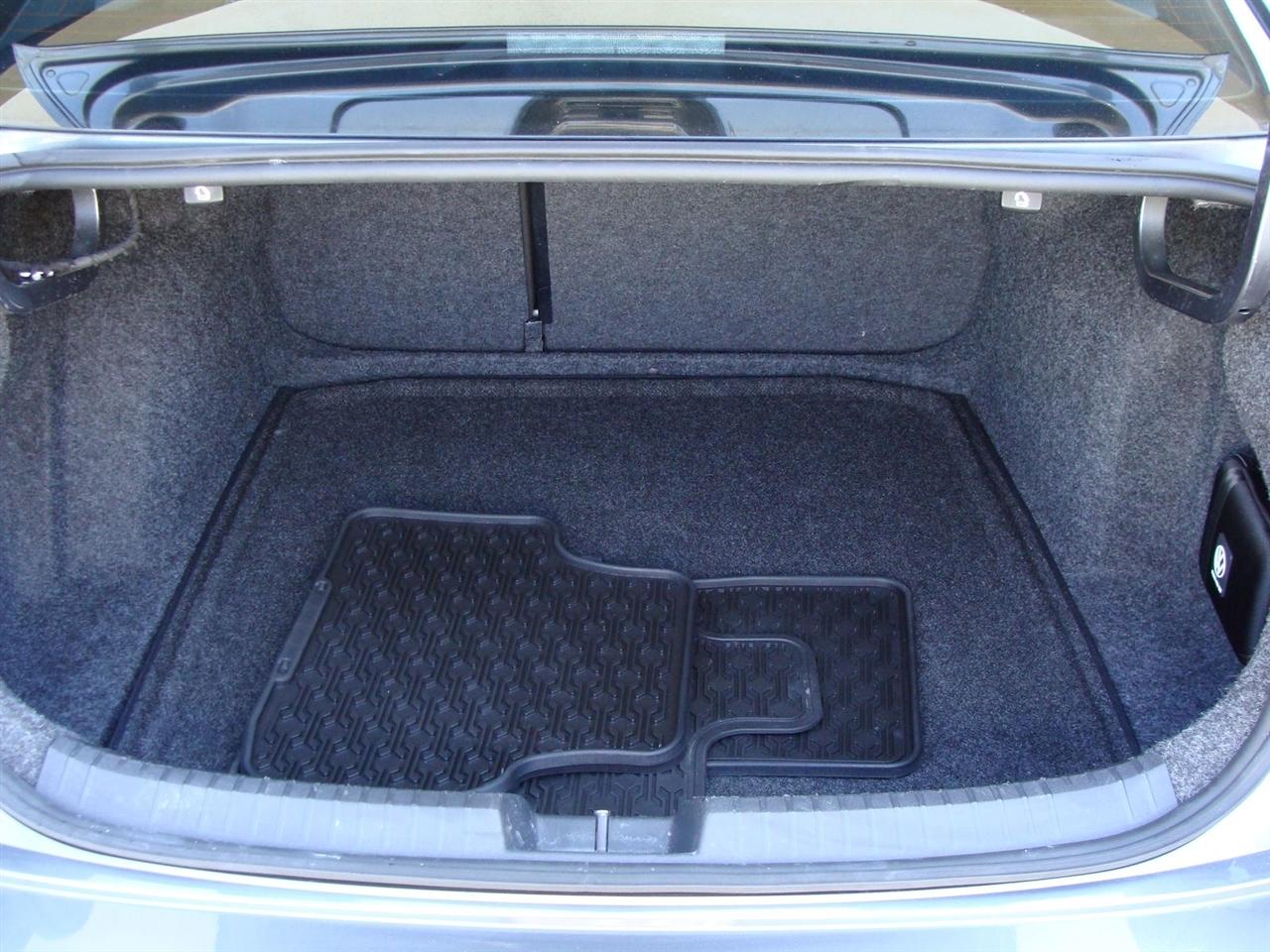 Volkswagen Jetta SE Auto 2022