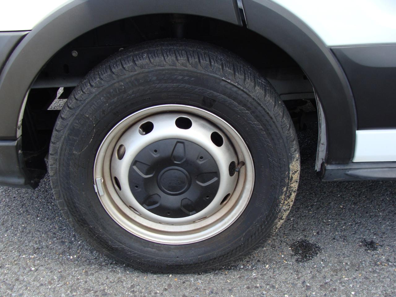 Ford Transit Cargo Van T-250 148" Hi Rf 9070 GVWR RWD 2020