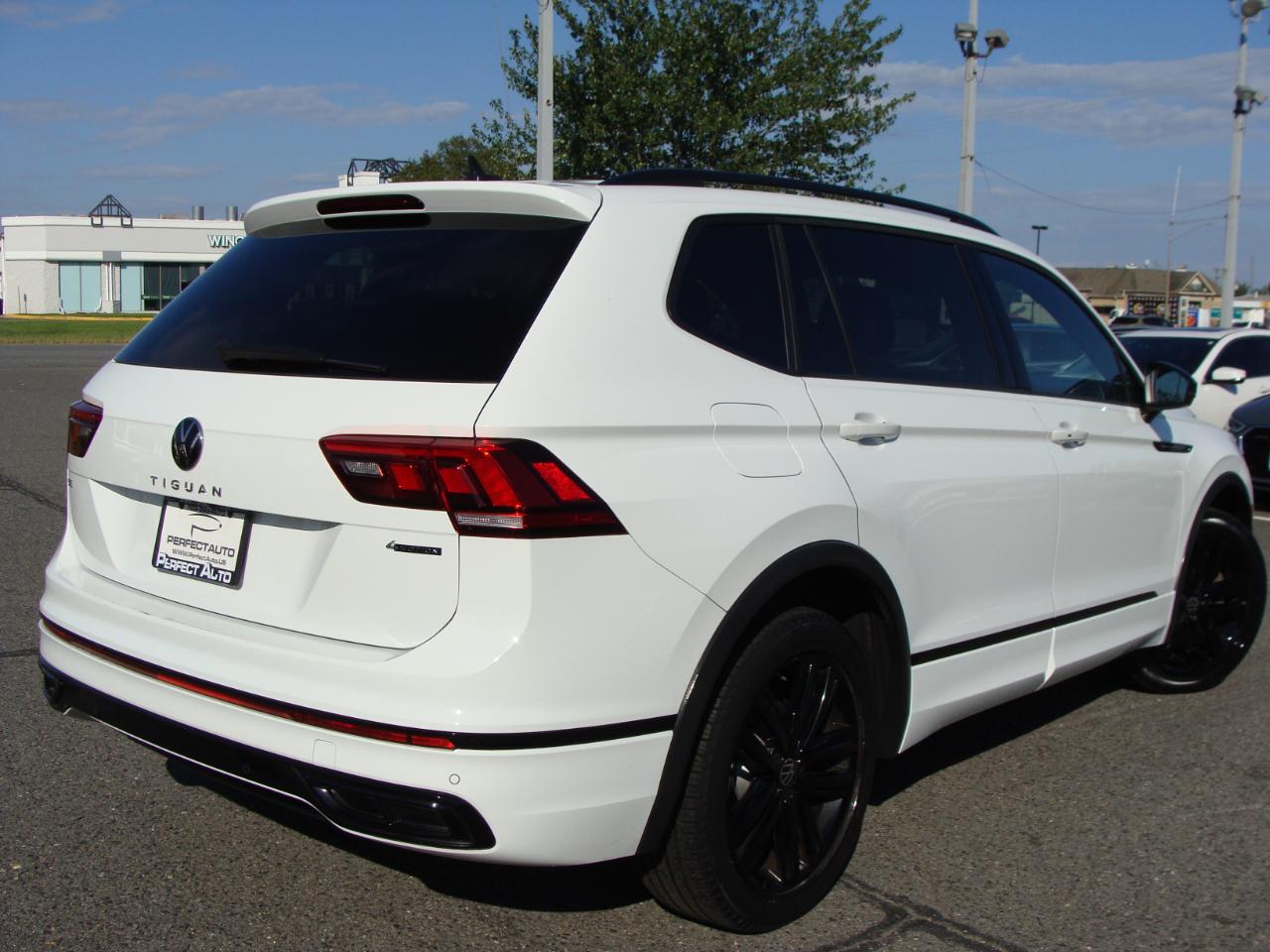 Volkswagen Tiguan 2.0T SE R-Line Black 4MOTION 2022