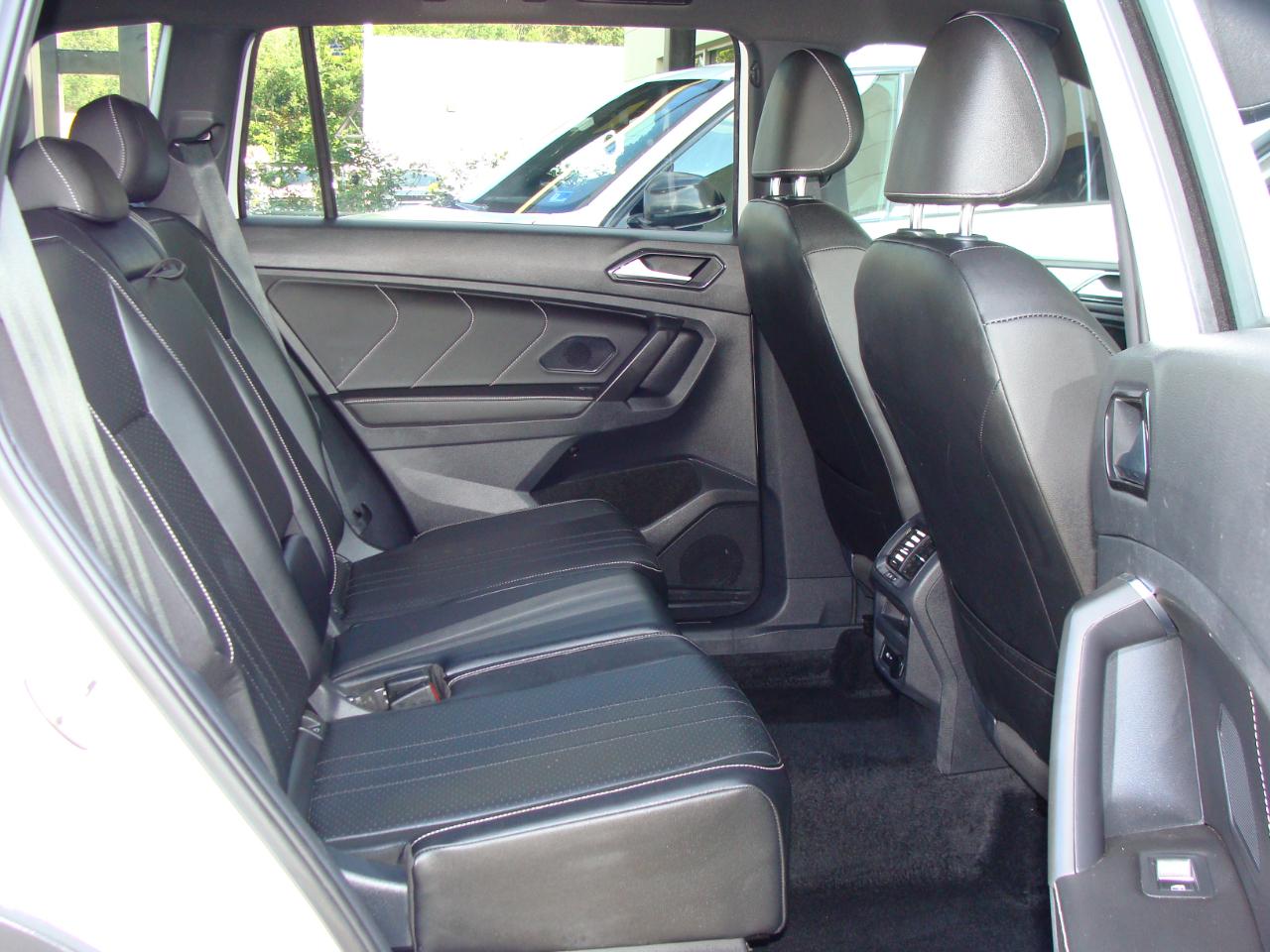 Volkswagen Tiguan 2.0T SE R-Line Black 4MOTION 2022