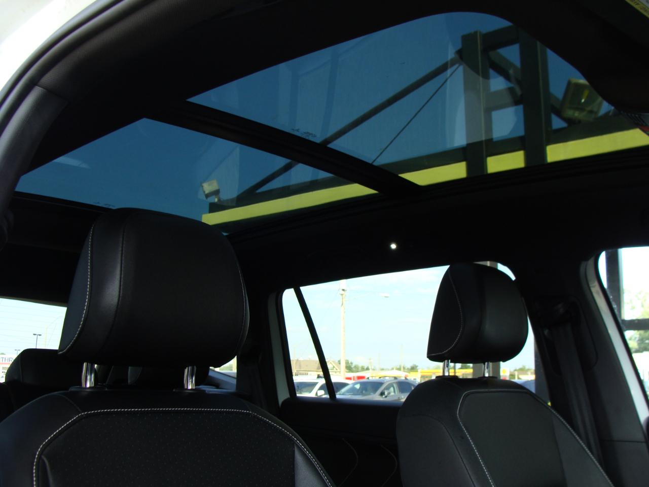 Volkswagen Tiguan 2.0T SE R-Line Black 4MOTION 2022