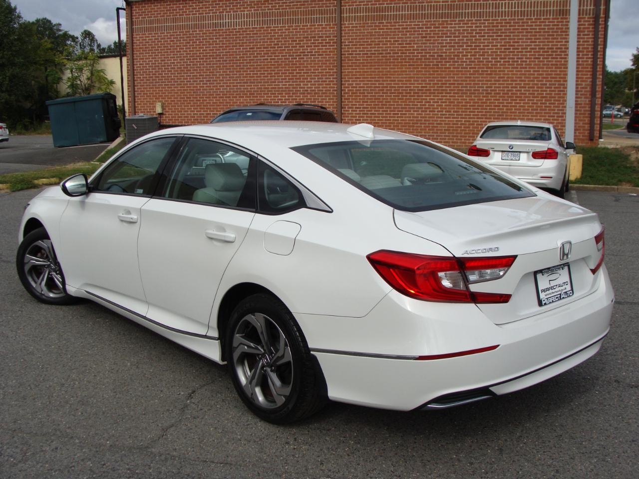 Honda Accord Sedan EX-L Navi 1.5T CVT 2018