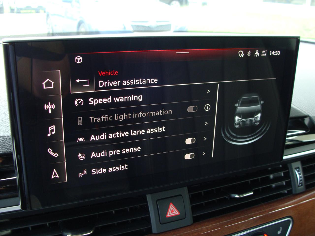Audi A4 Sedan Premium 40 TFSI quattro 2021