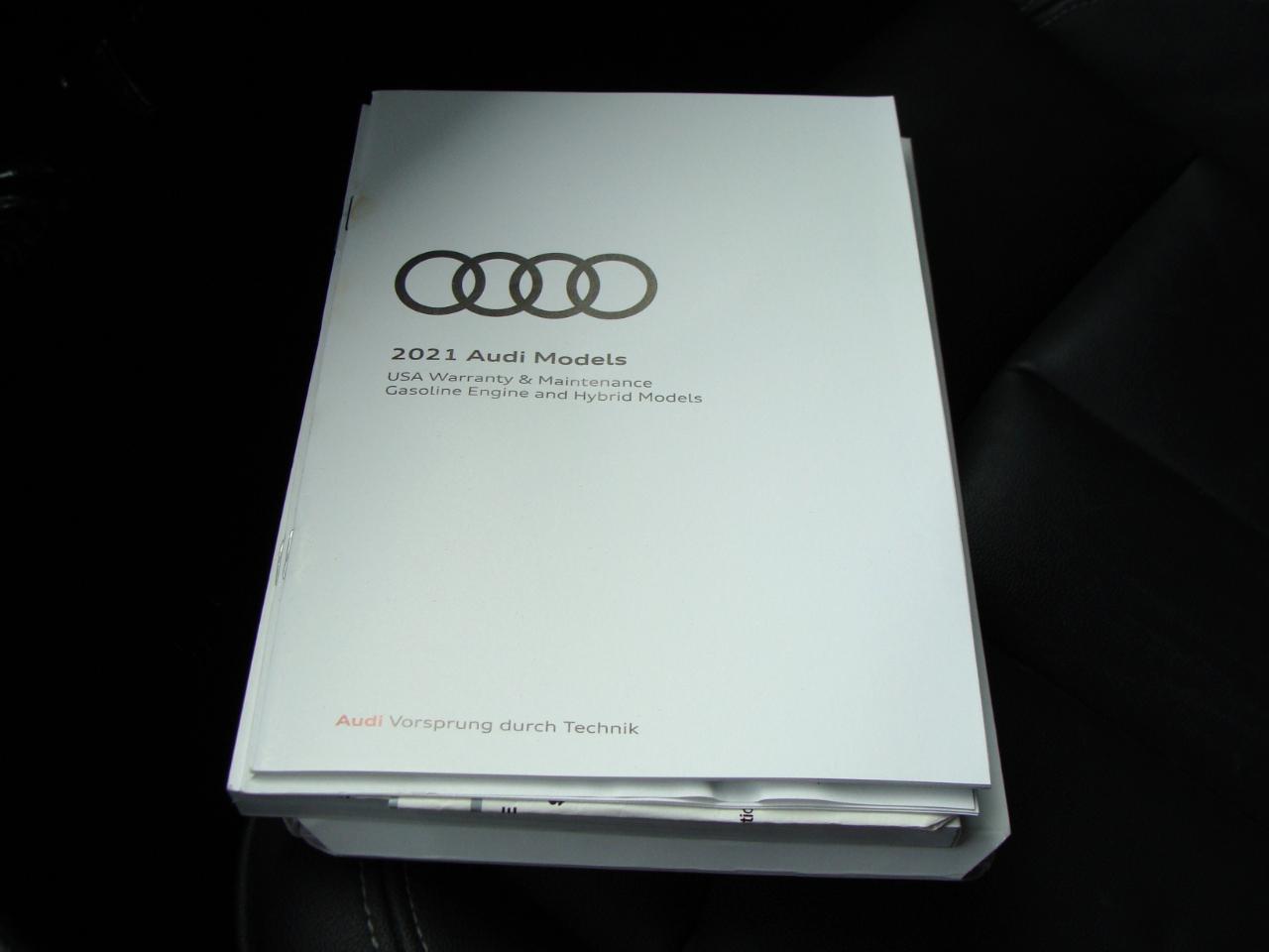 Audi A4 Sedan Premium 40 TFSI quattro 2021