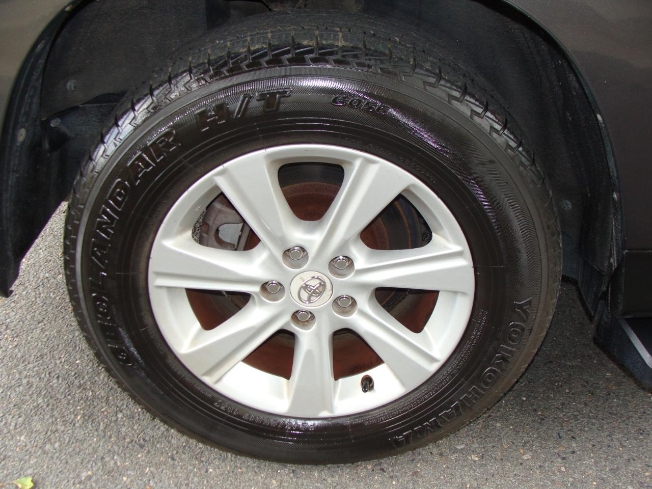 Toyota Highlander 4WD 4dr V6 (Natl) 2013