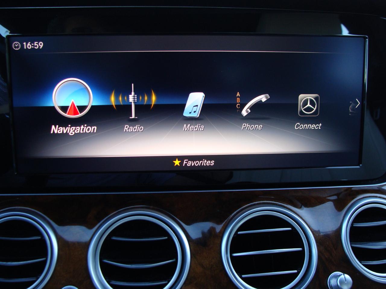 Mercedes-Benz E-Class E 300 4MATIC Sedan 2019