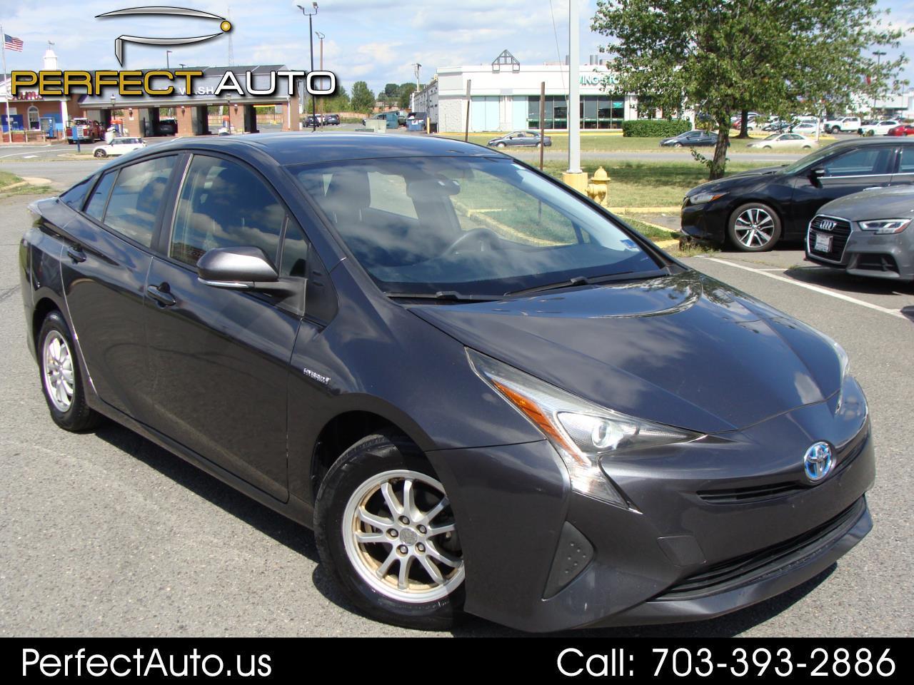 Toyota Prius 5dr HB Two (Natl) 2016
