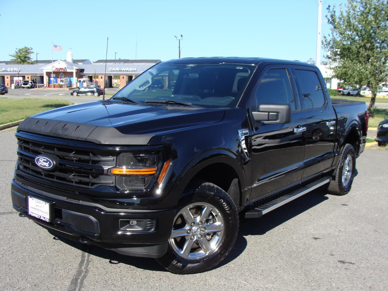 Ford F-150 XLT 4WD SuperCrew 5.5' Box 2025