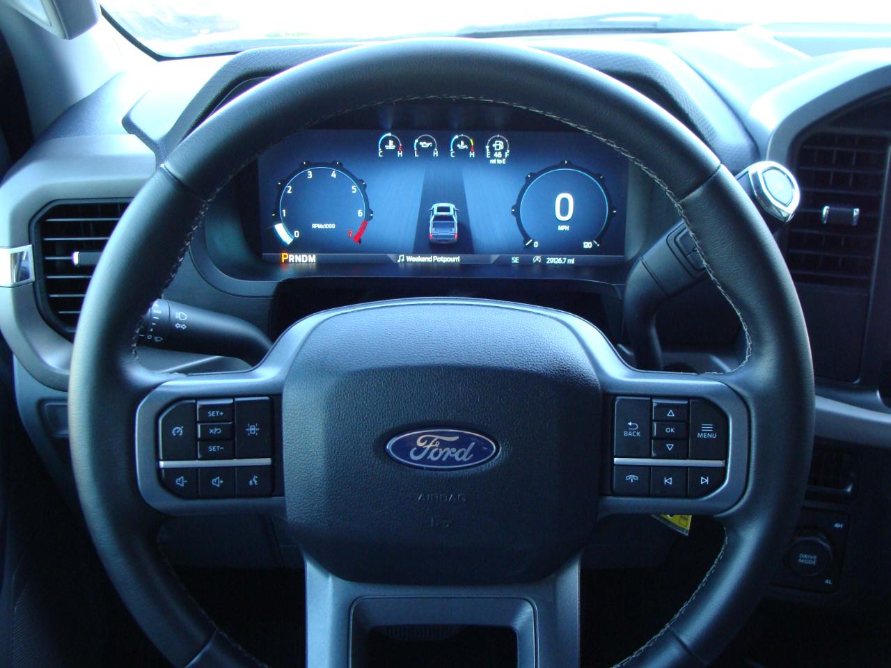 Ford F-150 XLT 4WD SuperCrew 5.5' Box 2025