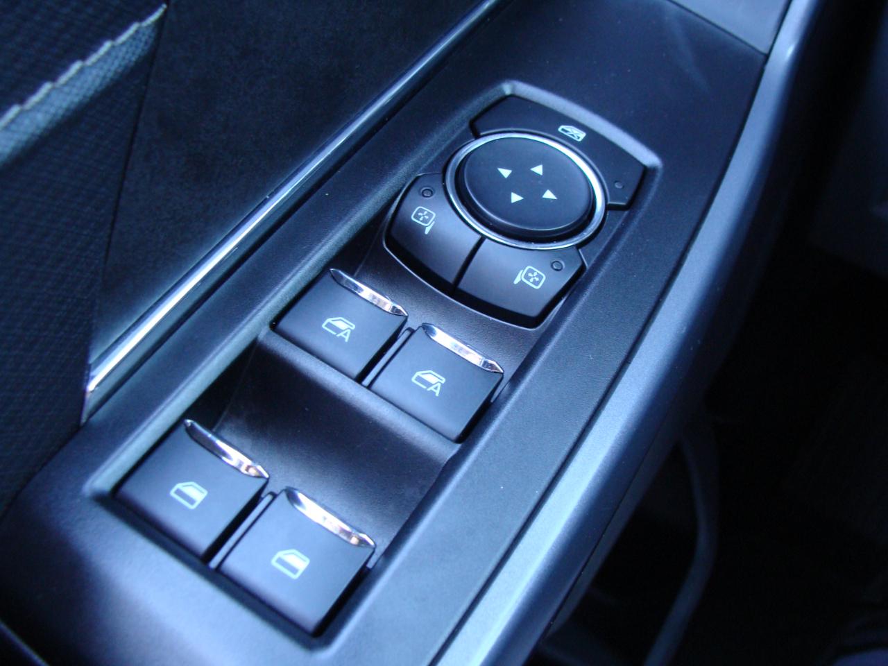 Ford F-150 XLT 4WD SuperCrew 5.5' Box 2025