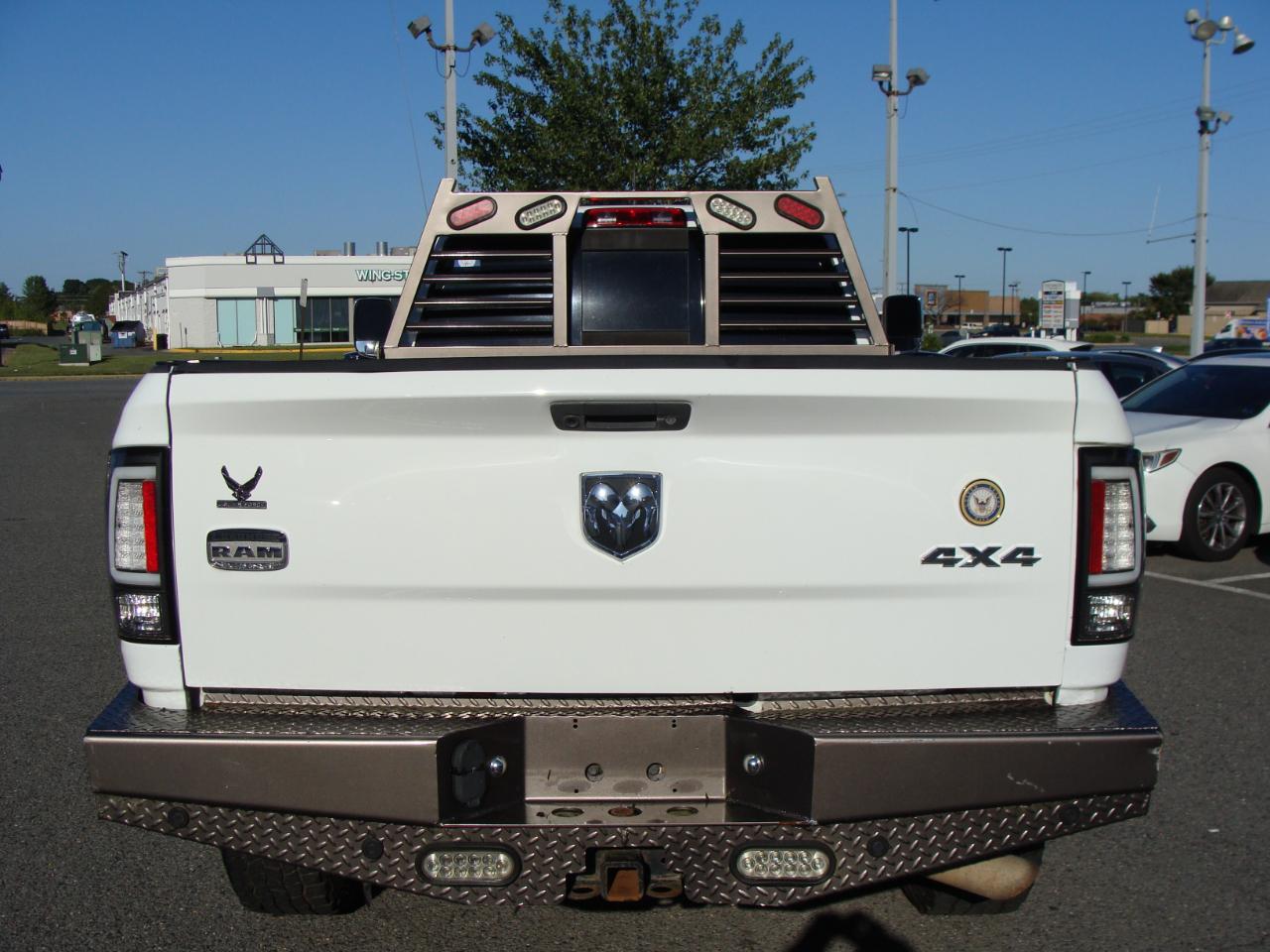 RAM 2500 4WD Crew Cab 169" Laramie Longhorn Edition 2011