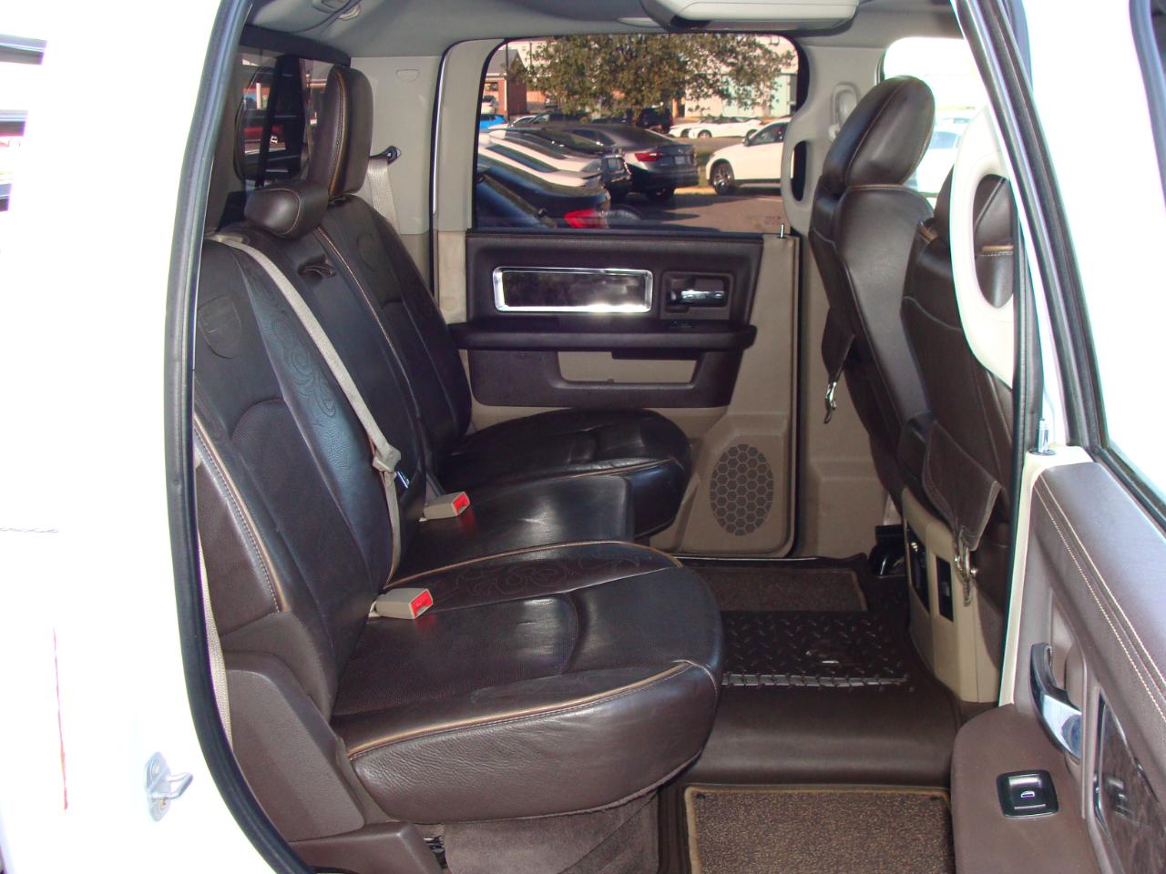 RAM 2500 4WD Crew Cab 169" Laramie Longhorn Edition 2011
